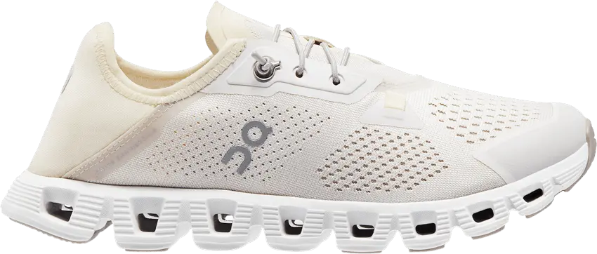  On Running Cloud 5 Sand White (Women&#039;s)