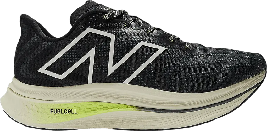  New Balance FuelCell SuperComp Trainer v2 &#039;Black Thirty Watt&#039;