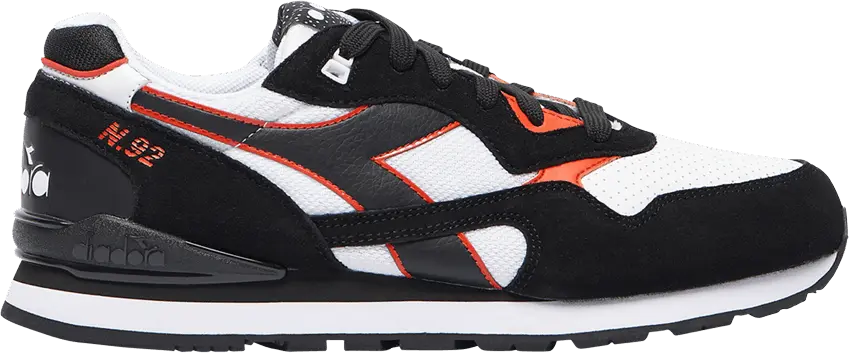 Diadora N.92 &#039;Advance - Black Cherry Tomato&#039;