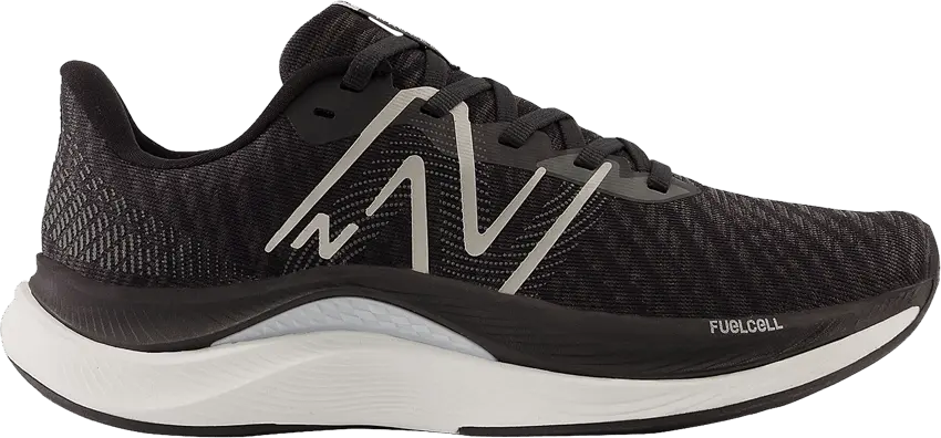  New Balance Wmns FuelCell Propel v4 &#039;Black White&#039;