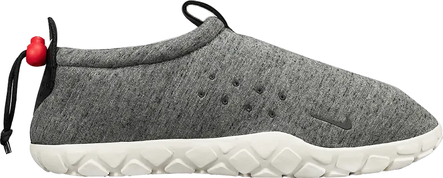 Nike Air Moc Tech Fleece Grey