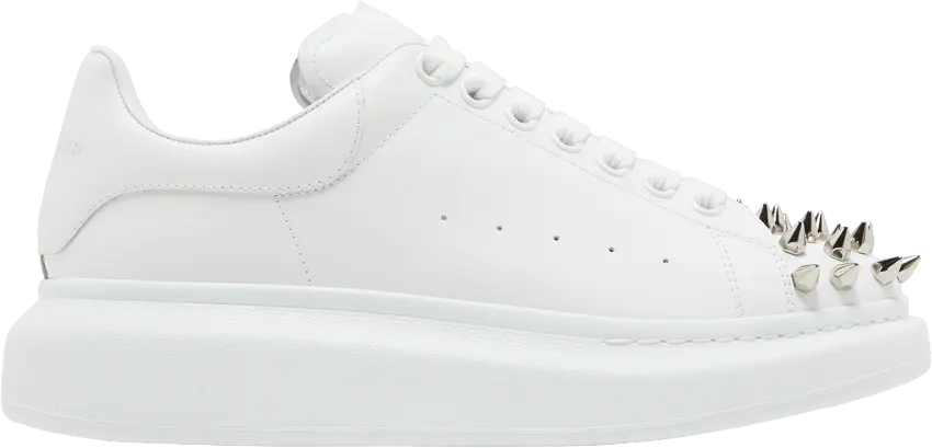  Alexander Mcqueen Alexander McQueen Oversized Sneaker &#039;Studded - White Silver&#039;