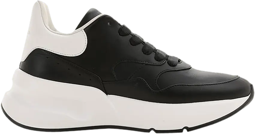  Alexander Mcqueen Alexander McQueen Wmns Oversized Runner &#039;Black White&#039;