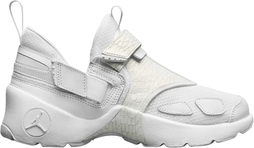  Jordan Trunner LX Heiress Frost White (GS)