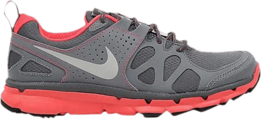  Nike Wmns Flex Trail Shield &#039;Dark Grey Coral&#039;