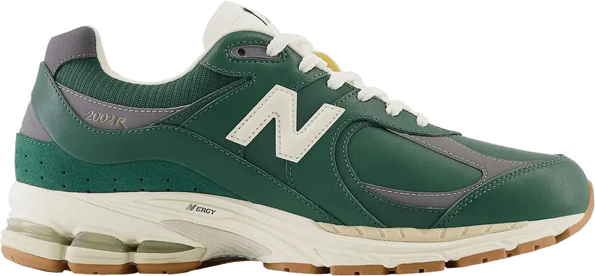  New Balance 2002R &#039;Vintage Leather Pack - Green&#039;