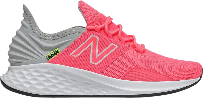  New Balance Wmns Fresh Foam Roav &#039;Guava Aluminum&#039;