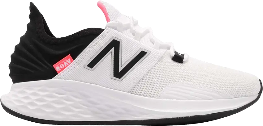  New Balance Wmns Fresh Foam Roav &#039;White Black&#039;