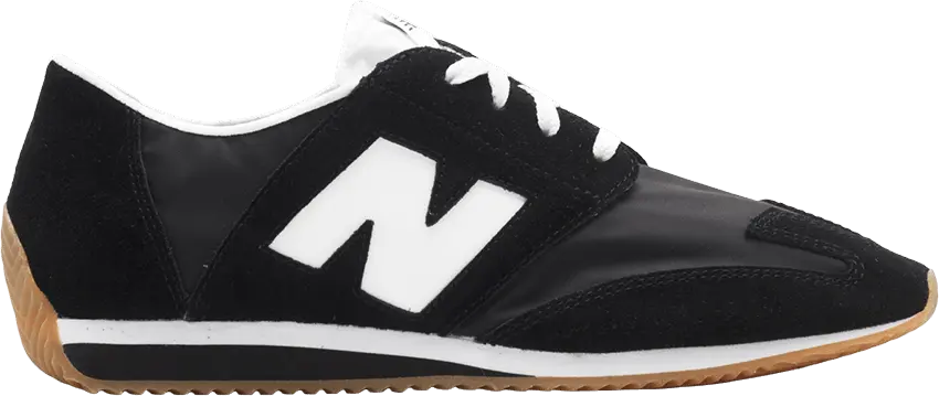 New Balance U320