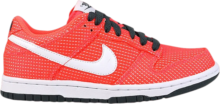  Nike Wmns Dunk Low CL &#039;Solar Red Seaweed&#039;