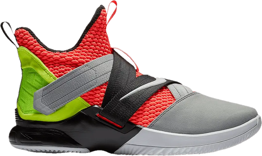  Nike LeBron Soldier 12 SFG GS &#039;Hot Lava&#039;