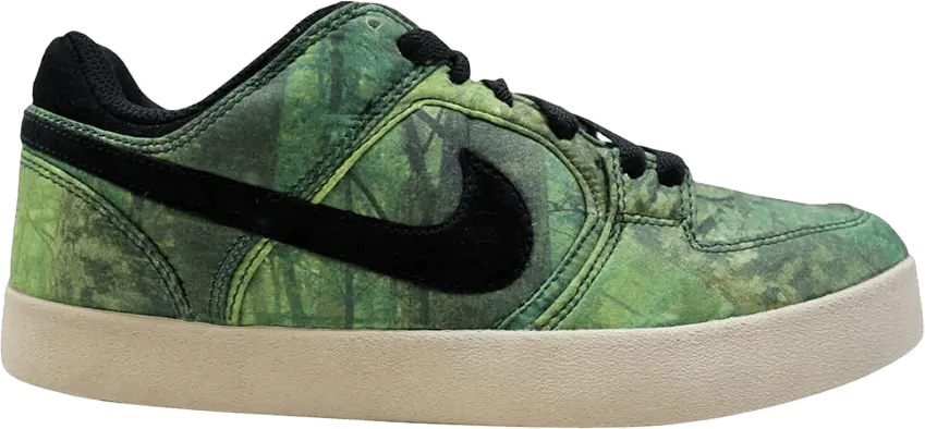 Nike Melee &#039;Gorge Green&#039;