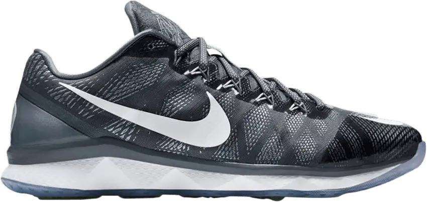 Nike CJ3 Flyweave Trainer