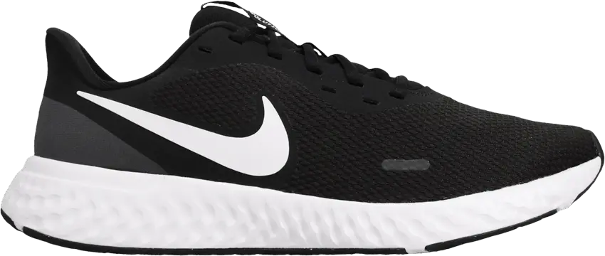 Nike Revolution 5 Black/White