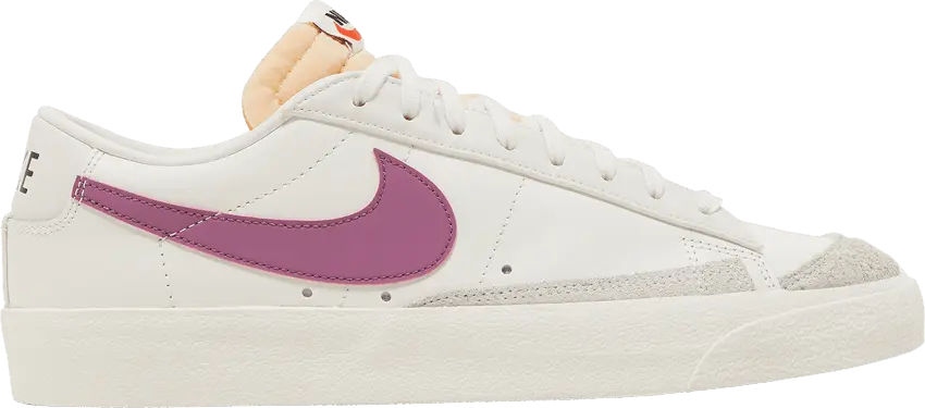  Nike Blazer Low 77 Vintage Sail Light Bordeaux Vivid Sulfur