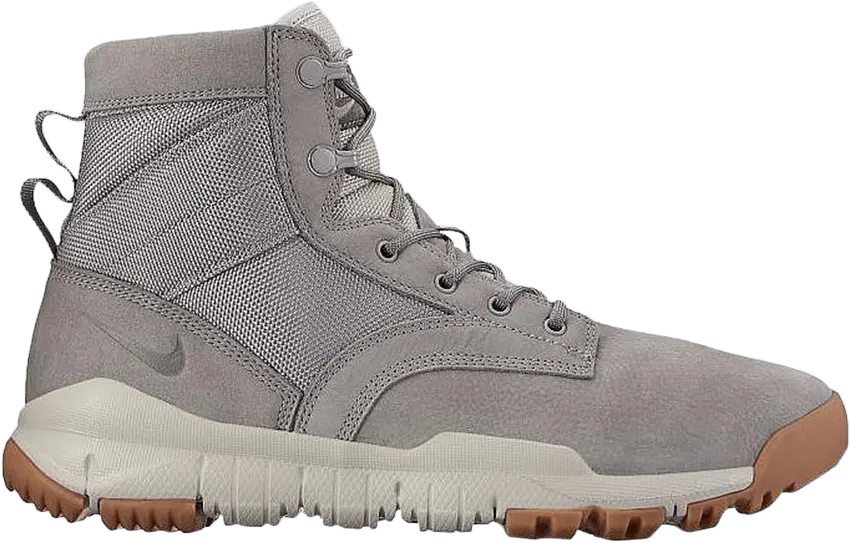 Nike SFB 6&#039; NSW Leather Boot &#039;Dust&#039;