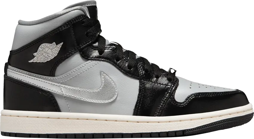  Wmns Air Jordan 1 Mid SE &#039;Black Chrome&#039;