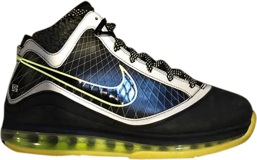 Nike Lebron 7 &#039;112 Pack Friends And Family&#039;