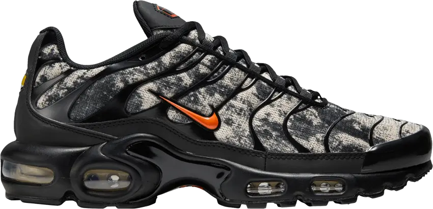  Nike Air Max Plus &#039;Black Orange Camo&#039;