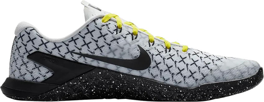 Nike Metcon 4 &#039;White Dynamic Yellow&#039;