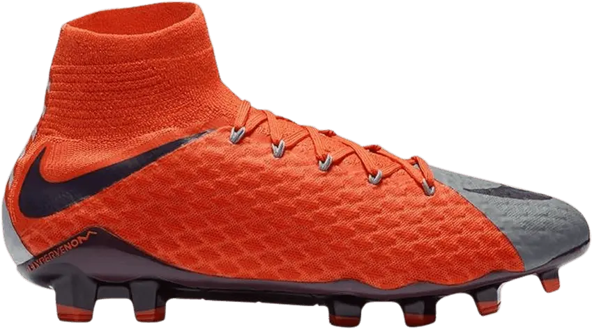 Nike Wmns Hypervenom Phatal 3 DF FG Soccer Cleat