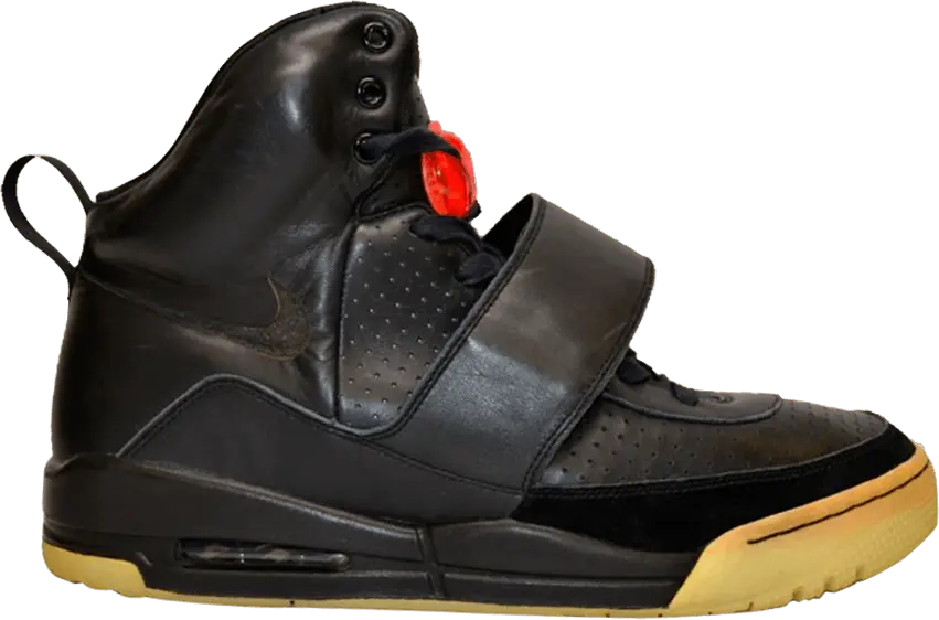 Nike Air Yeezy &#039;Grammy&#039; Prototype