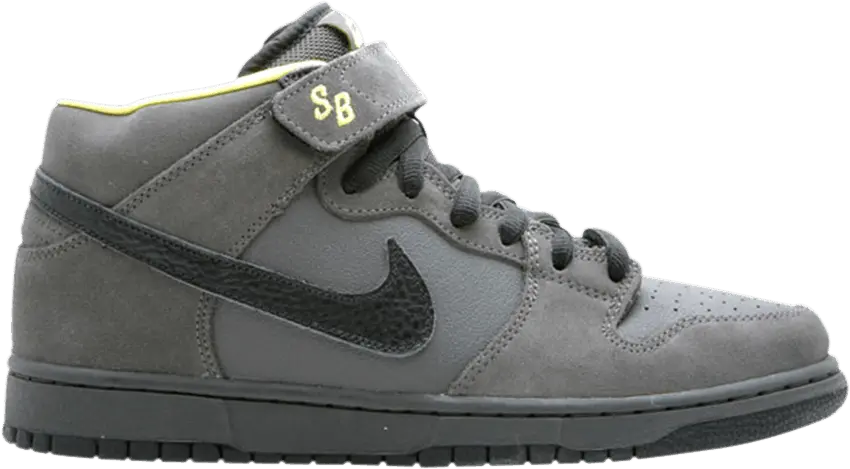  Nike SB Dunk Mid Batman