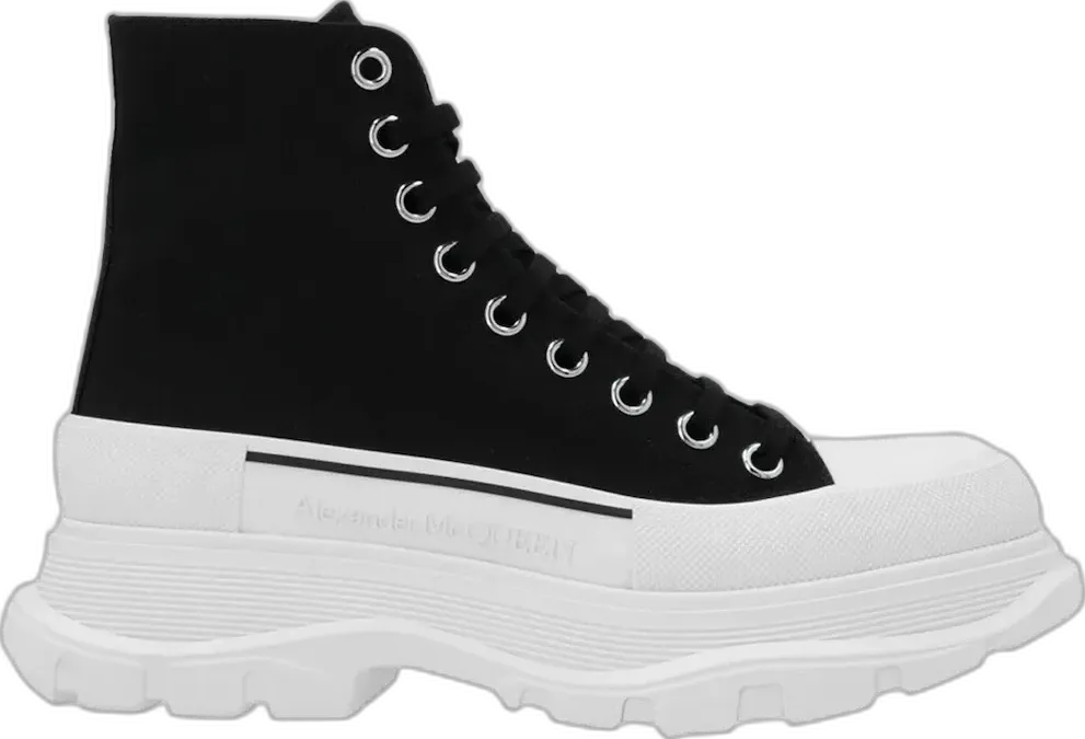  Alexander Mcqueen Alexander McQueen Tread Slick Lace Up Boot Black White (Women&#039;s)