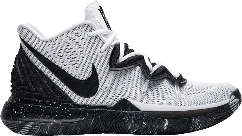  Nike Kyrie 5 &#039;Oreo&#039;