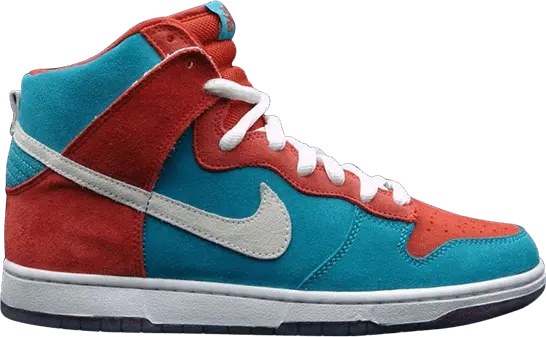  Nike SB Dunk High Bloody Gums