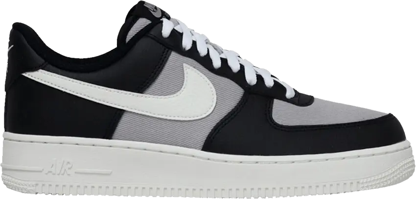  Nike Air Force 1 Low Black Summit White