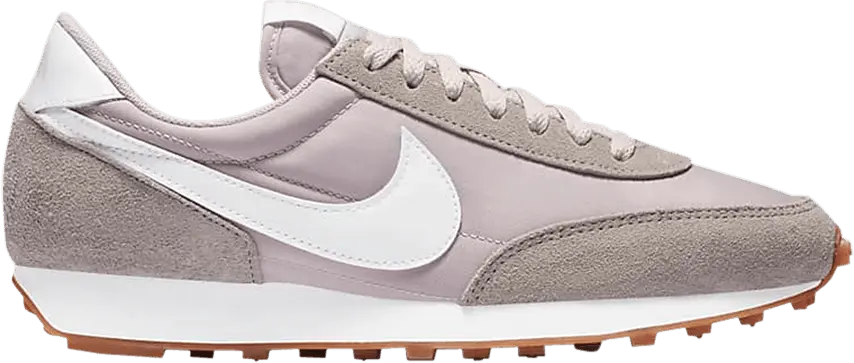  Nike Daybreak Platinum Violet (Women&#039;s)