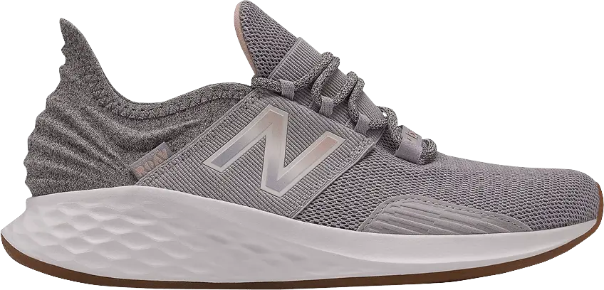  New Balance Fresh Foam Roav Tee Shirt Whisper Grey (Wide) (Women&#039;s)