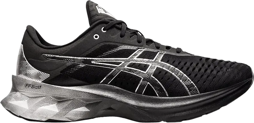  Asics Novablast &#039;Black Pure Silver&#039;