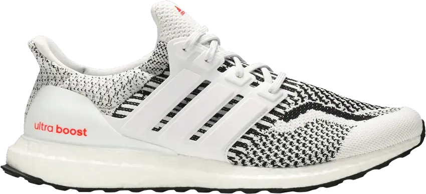  Adidas adidas Ultra Boost DNA 5.0 Zebra