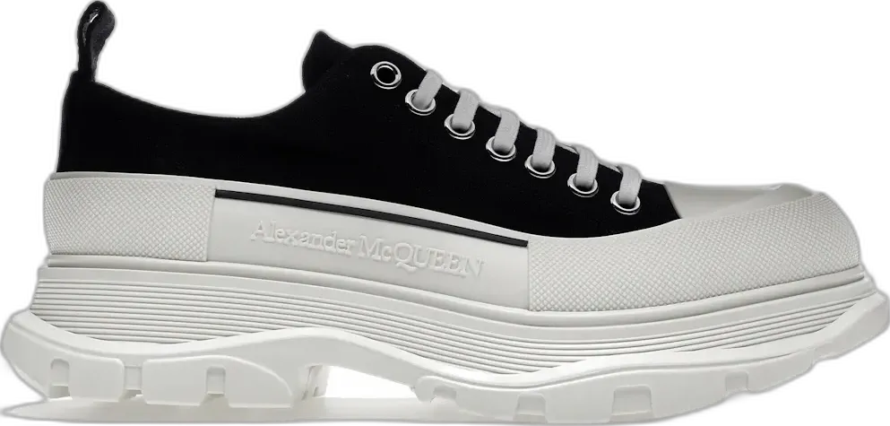  Alexander Mcqueen Alexander McQueen Tread Slick Low Lace Up Black White