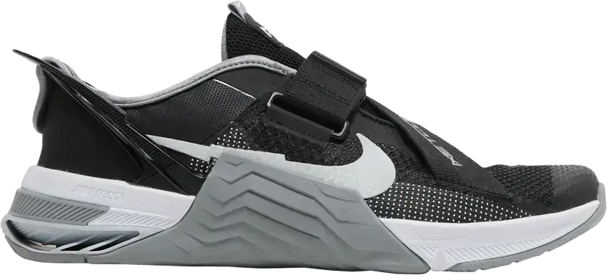  Nike Metcon 7 FlyEase Black Pure Platinum
