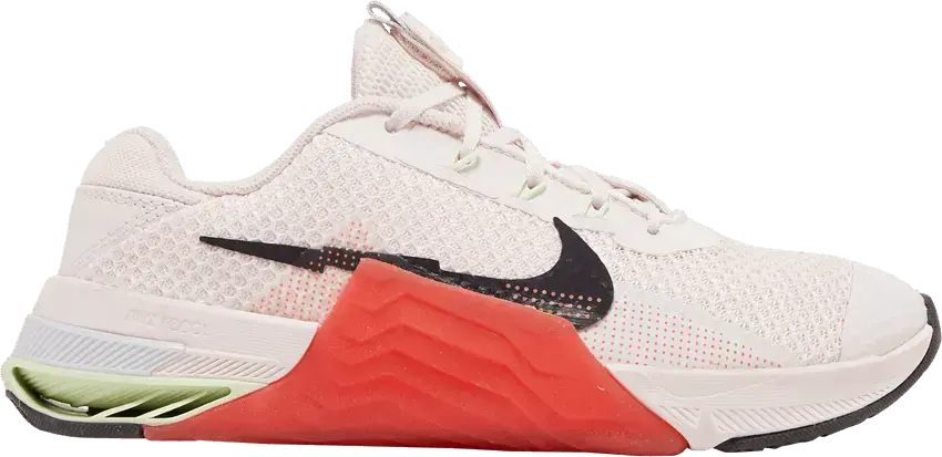  Nike Wmns Metcon 7 &#039;Light Soft Pink Magic Ember&#039;