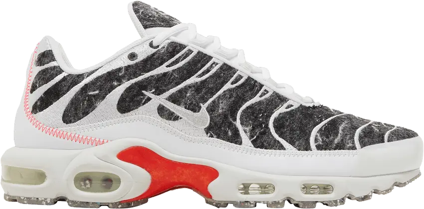  Nike Air Max Plus Essential Crater