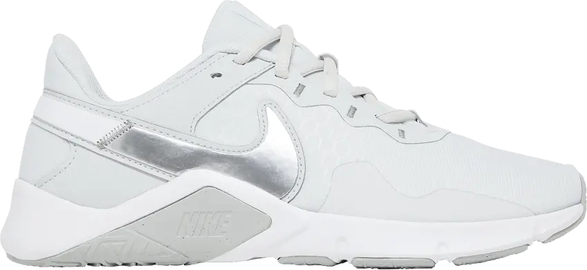 Nike Legend Essential 2 Photon Dust Metallic Silver (Women&#039;s)