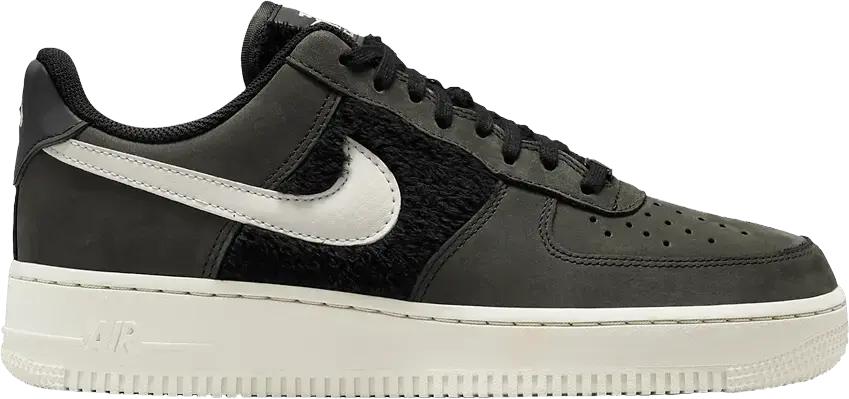  Nike Air Force 1 Low Black Light Bone Faux Fur (Women&#039;s)