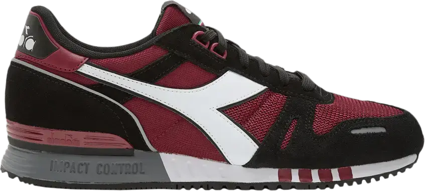  Diadora Titan &#039;Rhubarb Black&#039;