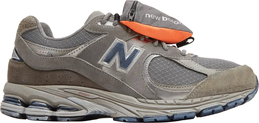  New Balance 2002R Grey Brown Pouch