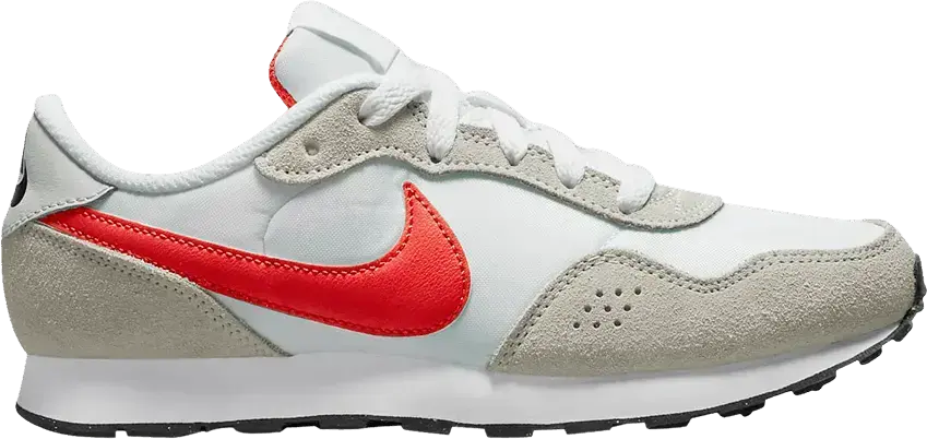  Nike MD Valiant GS &#039;Pure Platinum Picante Red&#039;