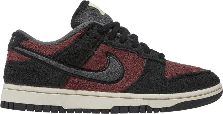  Nike Dunk Low SE Fleece Pack Burgundy Crush (Women&#039;s)