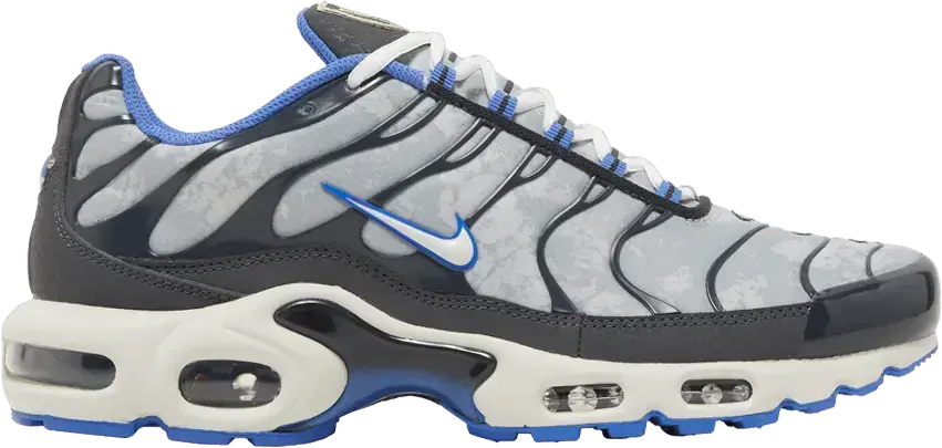  Nike Air Max Plus Social F.C.