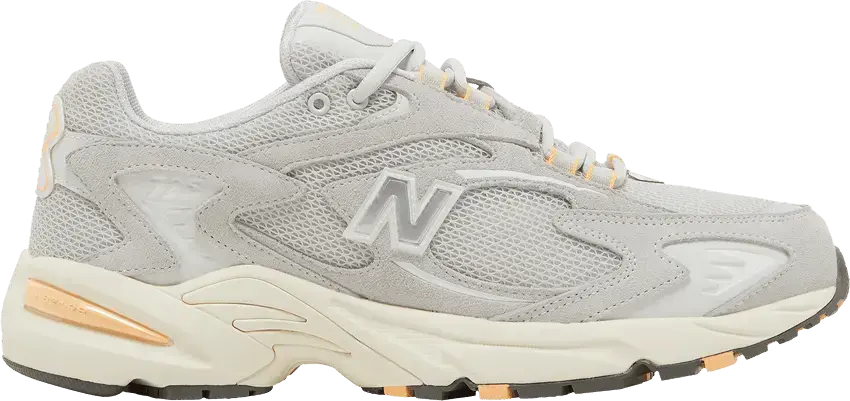 New Balance 725 Ivory