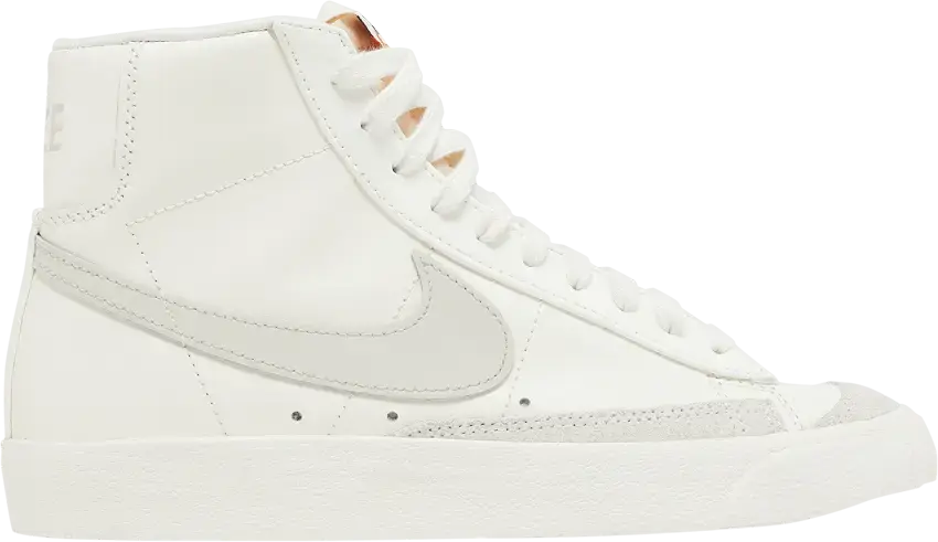  Nike Blazer Mid 77 Vintage Sail Light Bone (Women&#039;s)