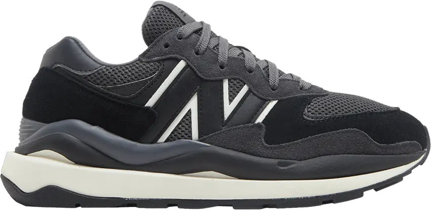  New Balance Wmns 57/40 &#039;Black Dark Grey&#039;