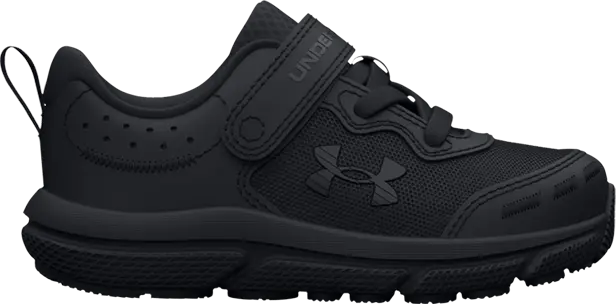 Under Armour Assert 10 AC TD &#039;Triple Black&#039;